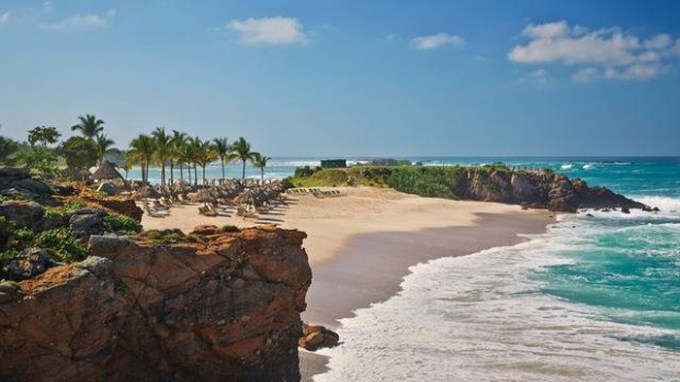 All’hotel Four Seasons Resort Punta Mita una spiaggia da favola