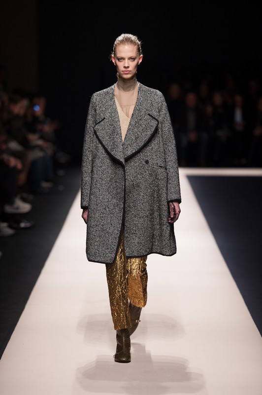 Sfilate Milano Moda Donna Febbraio 2015: la nouvelle vague di N 21, collezione autunno inverno 2015 2016