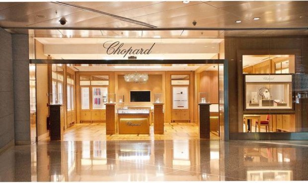 Chopard apre boutique di lusso all’aeroporto di Doha in Qatar