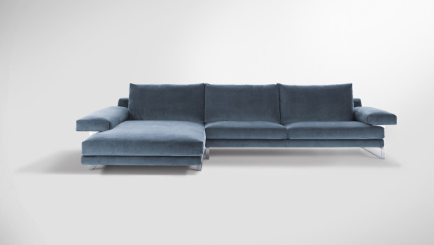 Archetipo Firenze: l&#8217;ispirazione Blue Velvet per i divani e complementi d&#8217;arredo