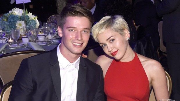 Grammy Awards 2015: il Gala in onore di Martin Bandier con Miley Cyrus, Chris Brown, Ciara e Rita Ora