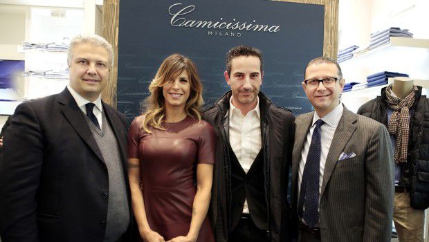 Camicissima negozio Piazza San Babila: il party con Elisabetta Canalis, le foto