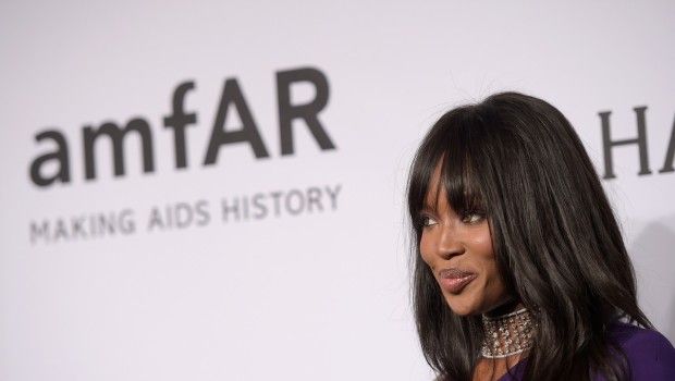 amfAR Gala New York 2015: parata di star, il red carpet con Kendall Jenner, Heidi Klum, Karlie Kloss, Naomi Campbell e Paris Hilton