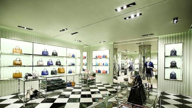 Prada Cina: inaugurata la seconda boutique a Sanya, le foto