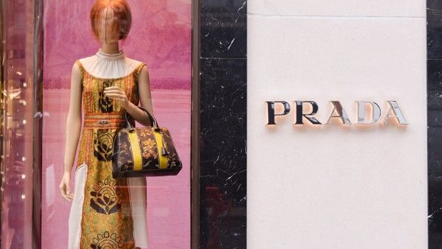 Prada Londra The Iconoclasts 2015: l&#8217;allestimento di Arianne Phillips, il party con Daisy Lowe e Atlanta de Cadenet