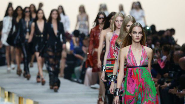 Sfilate Moda Milano Donna Febbraio 2015: Roberto Cavalli sfila in diretta web su Style & Fashion