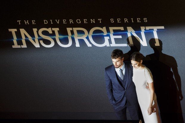 Insurgent red carpet premiere Londra: Shailene Woodley e Theo James, le foto