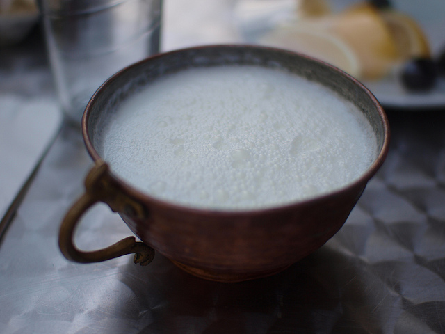 Come si fa l&#8217;ayran, la bevanda turca allo yogurt