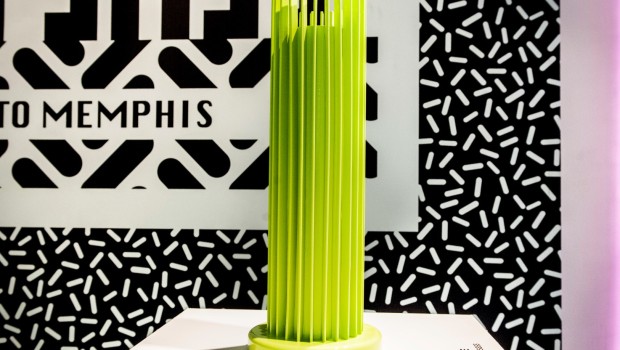 Fuorisalone 2015: Kartell celebra Sottsass con A Tribute to Memphis, l&#8217;installazione in store e il party