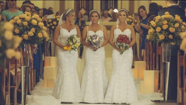 Le tre gemelle che si sposano insieme e con lo stesso abito da sposa