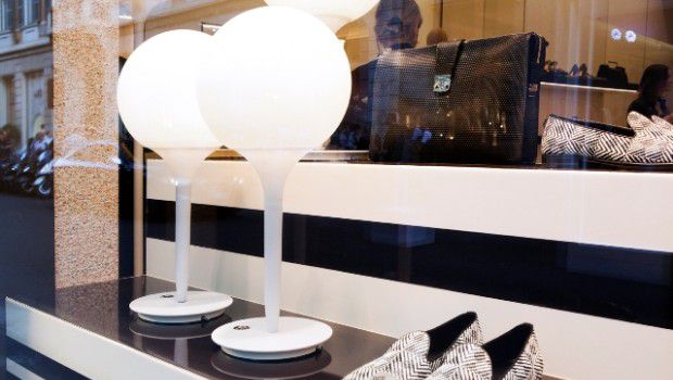 Fuorisalone 2015: a.testoni ospita in vetrina le iconiche lampade di Artemide