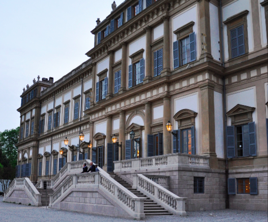 Fuori Expo 2015: Alma Design veste le sale di Villa Reale a Monza