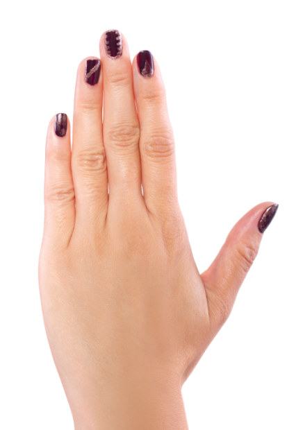 Nail art, le foto delle idee più facili da realizzare sulle unghie
