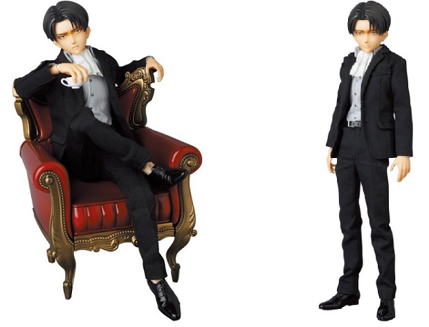 L&#8217;attacco dei giganti: l&#8217;action figure di Levi Rivaille seduto sulla sedia di Medicom Toy