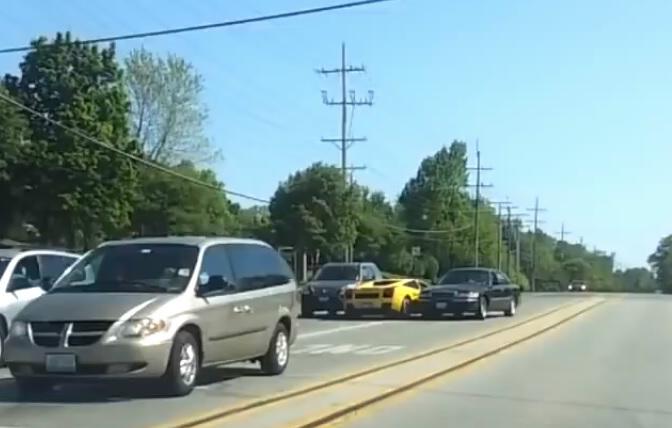 Incidente di una Lamborghini Gallardo a Chicago [Video]