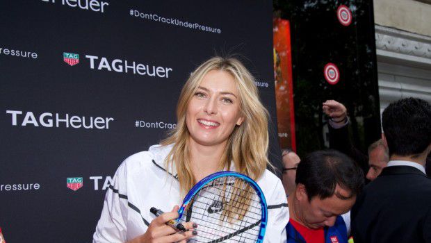 Tag Heuer Maria Sharapova: la partita di beneficenza tra Maria Sharapova e Kei Nishikori per l&#8217;Associazione Théodora