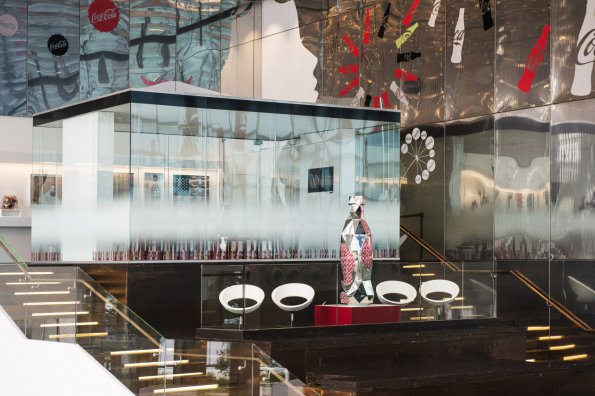 Expo Milano 2015: il Padiglione Coca-Cola prolunga la mostra “L’arte in bottiglia”