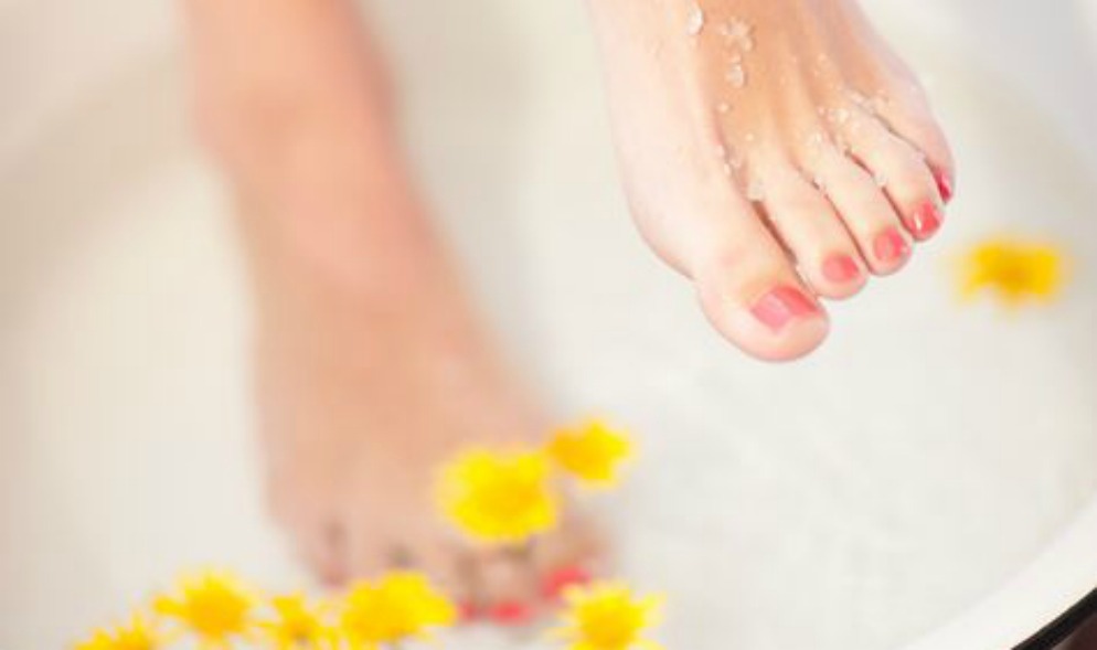 Pedicure fai da te, unghie perfette per l&#8217;estate 2015