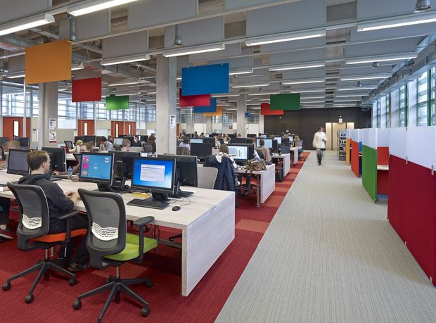 Il restyling della biblioteca dell’Università di Nijmegen con Rossoacoustic