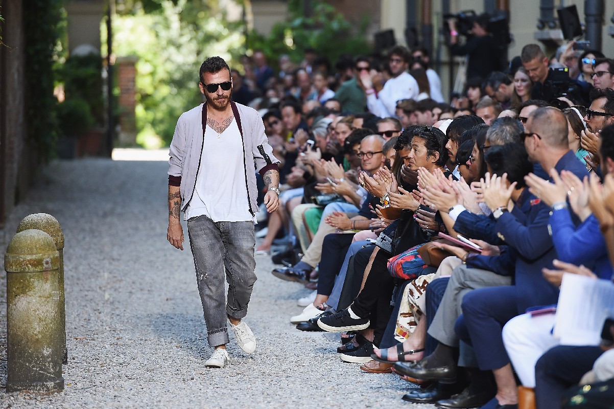 Andrea Pompilio collezione uomo primavera estate 2016: la sfilata a Milano Moda Uomo