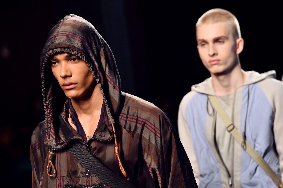 Bottega Veneta collezione uomo primavera estate 2016: la sfilata a Milano Moda Uomo