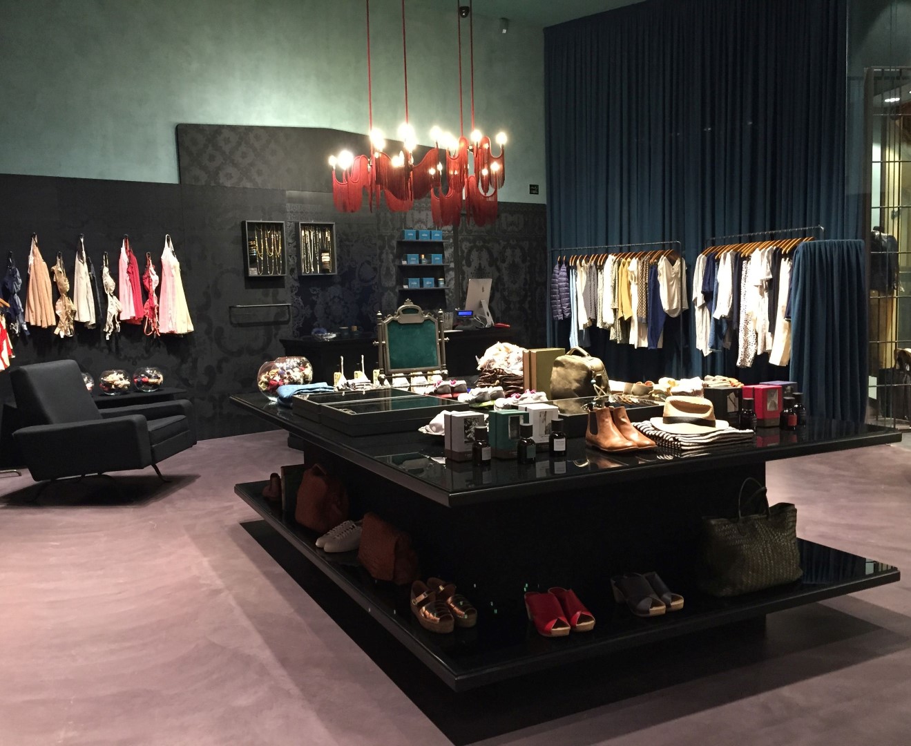 Pitti Uomo Giugno 2015 Firenze: Momonì inaugura la sua prima boutique fiorentina
