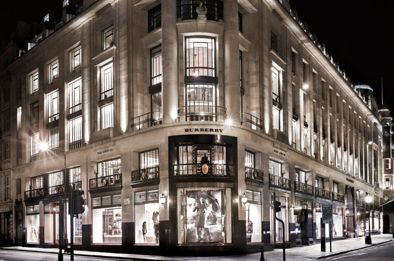 Burberry: coffe house di lusso a Londra