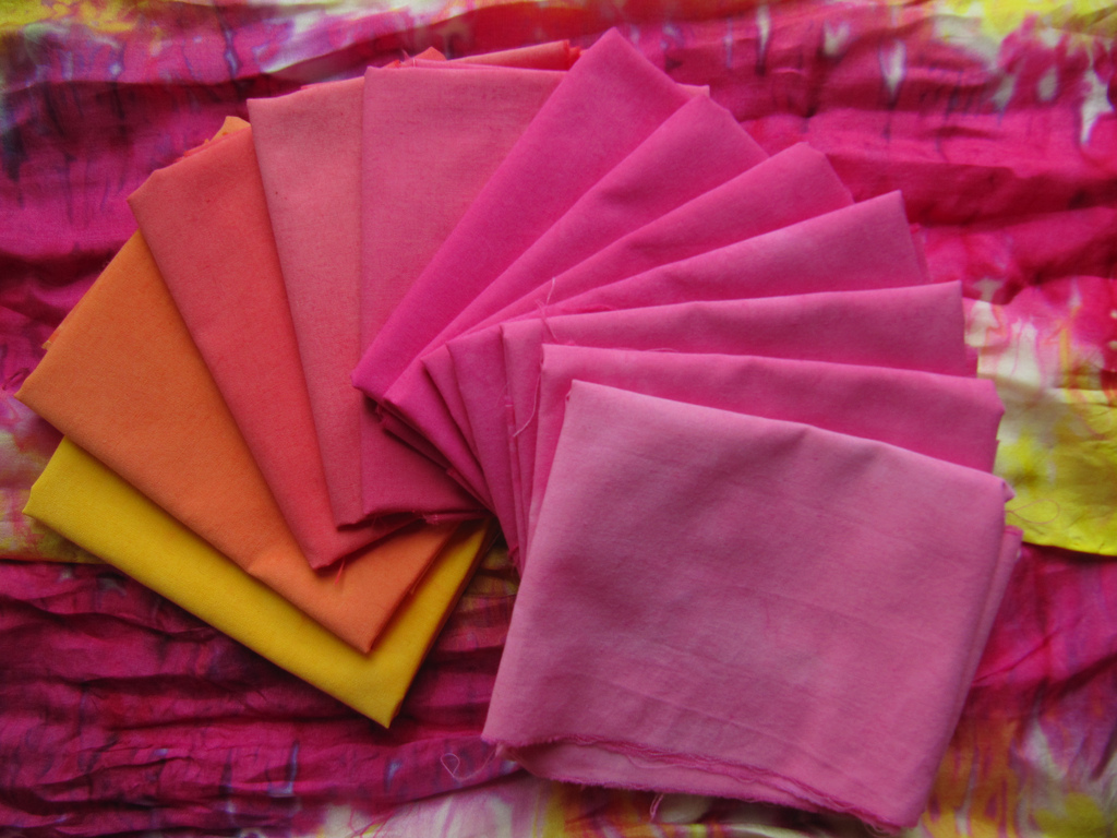 Come usare i coloranti per tessuti