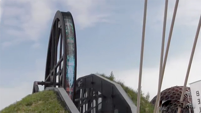 Expo 2015: la ruota di Fabrizio Plessi nel padiglione della Bielorussia