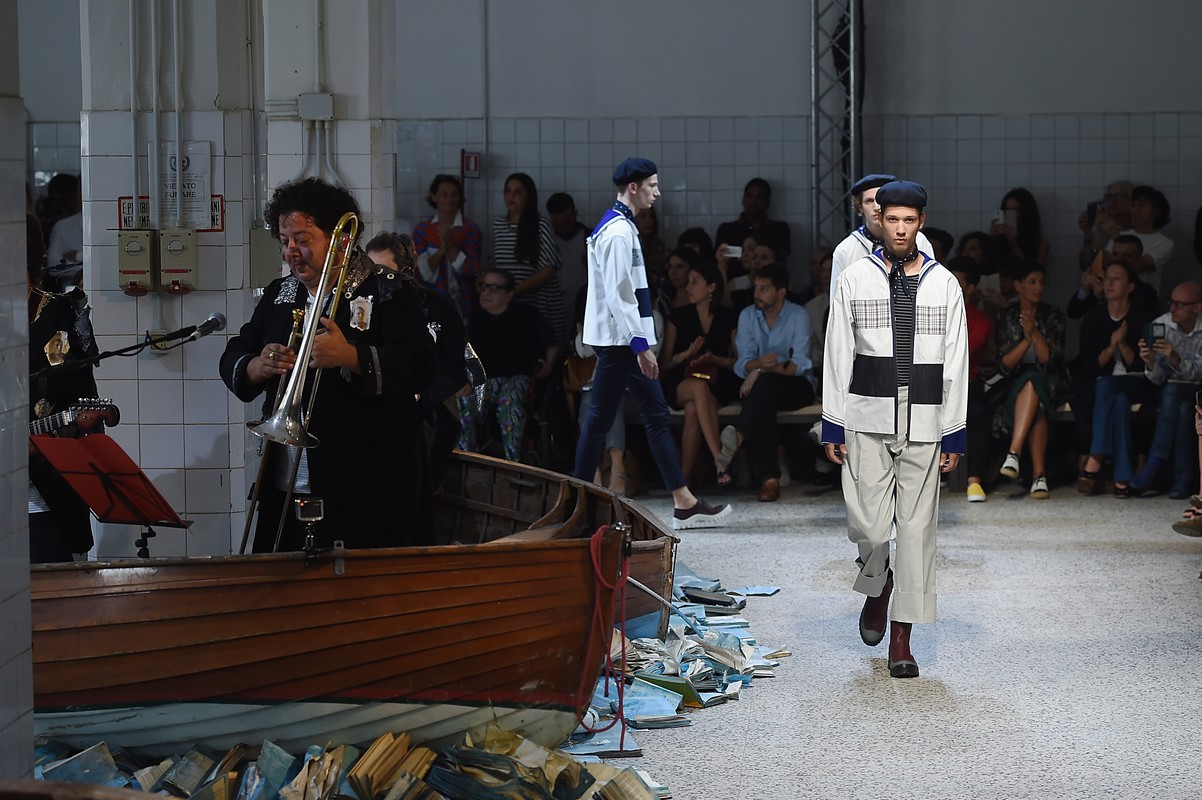 Antonio Marras collezione uomo primavera estate 2016: la sfilata a Milano Moda Uomo