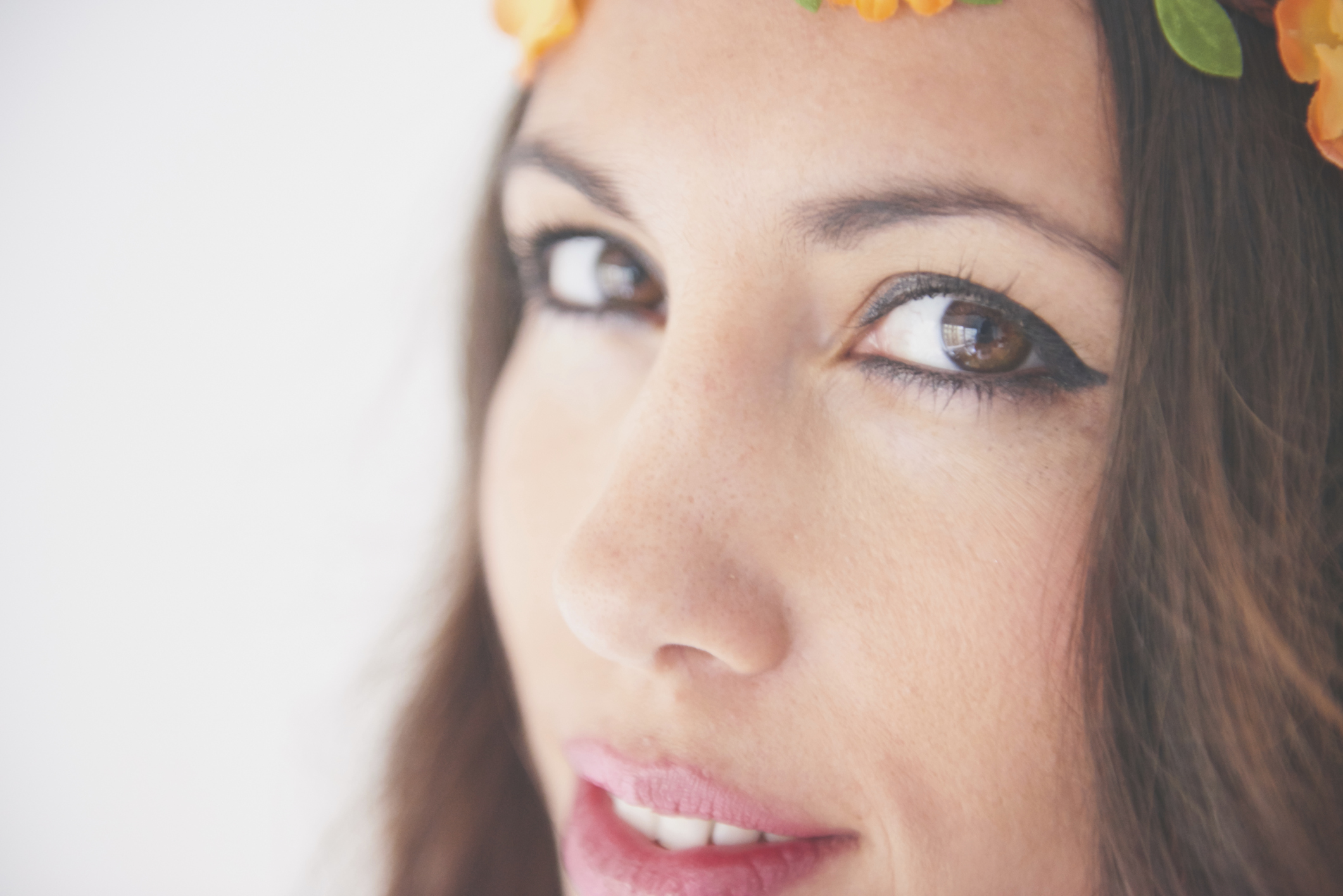 Make up in stile hippie, i nostri consigli per un look perfetto