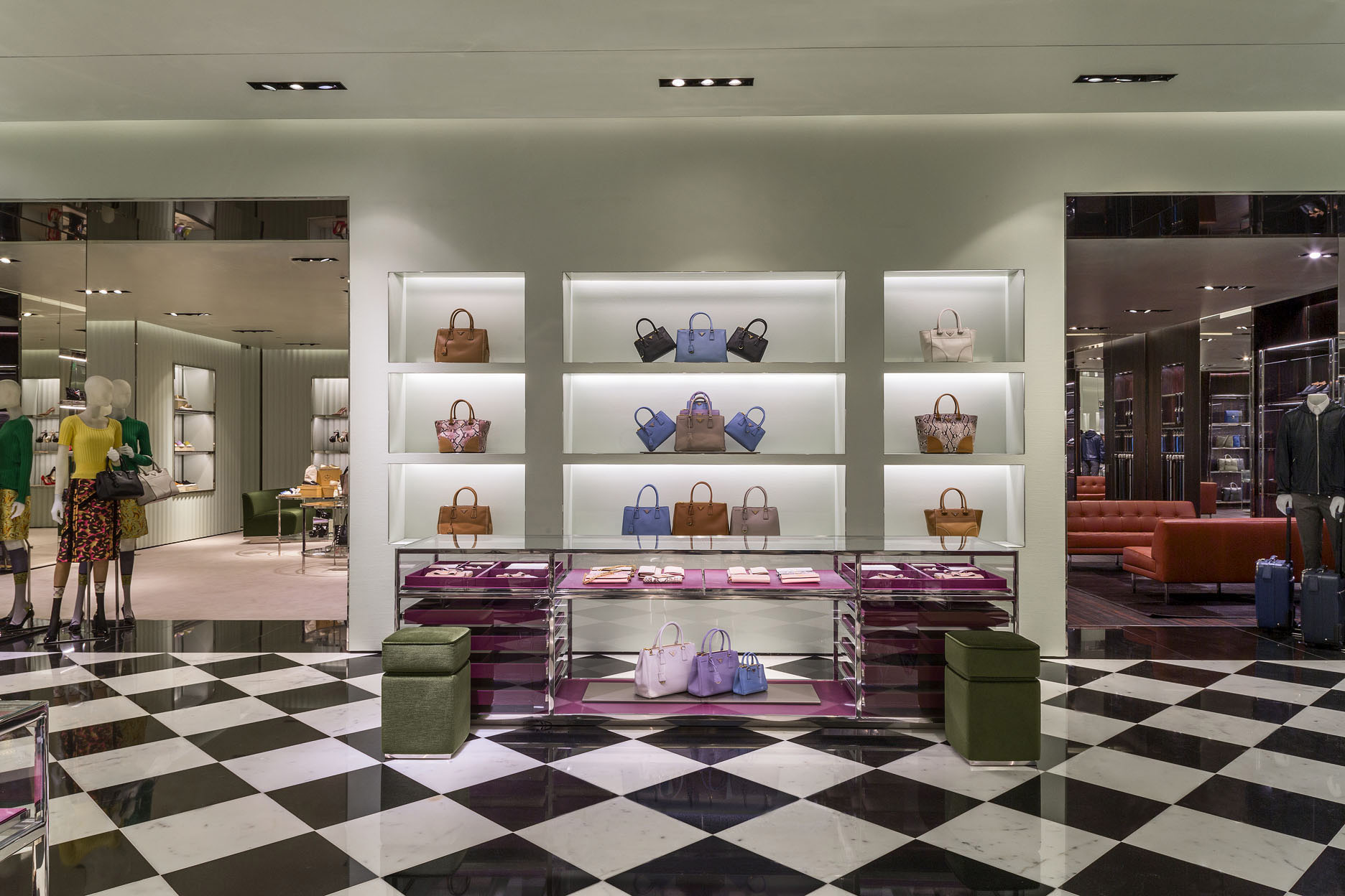 Prada Panama: aperta la nuova boutique nel prestigioso shopping mall Soho