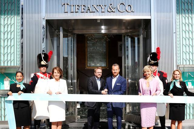 Tiffany &amp; Co. apre boutique di lusso a Ginevra