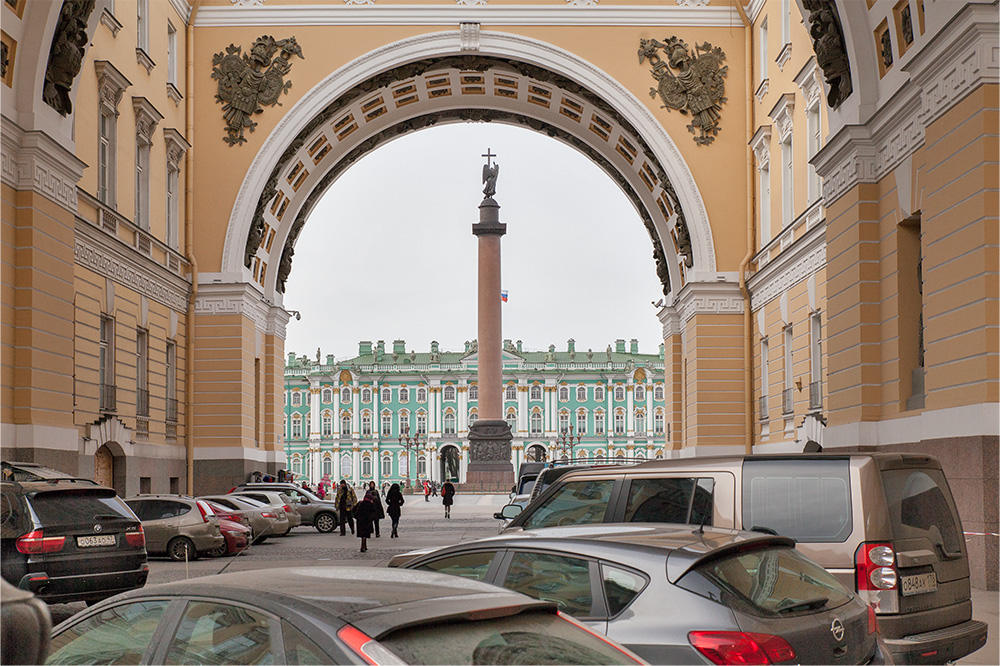 Appartamento di lusso nel cuore di San Pietroburgo