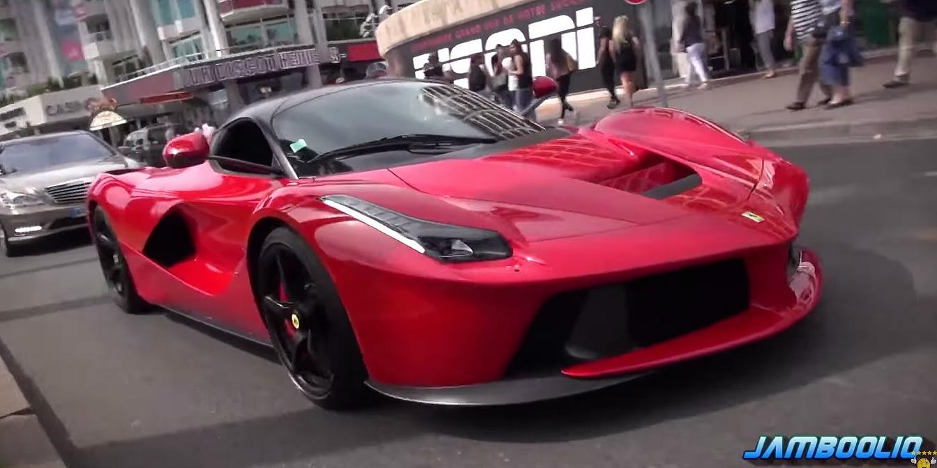 Ferrari LaFerrari a spasso per Cannes in Costa Azzurra [Video]