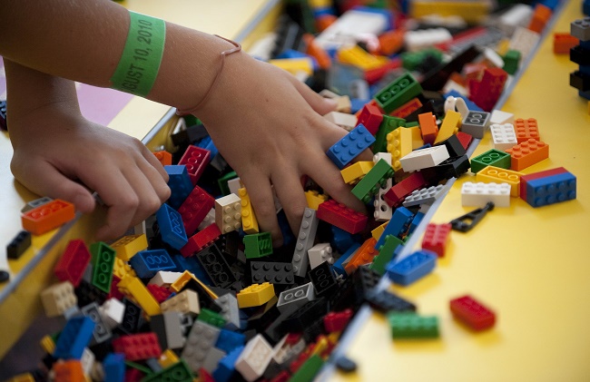 Lego, dal 2030 stop ai mattoncini in plastica