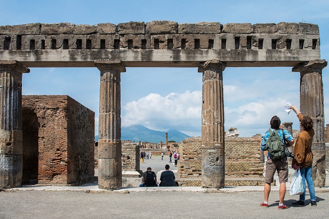 Pompei, scavi chiusi per assemblea