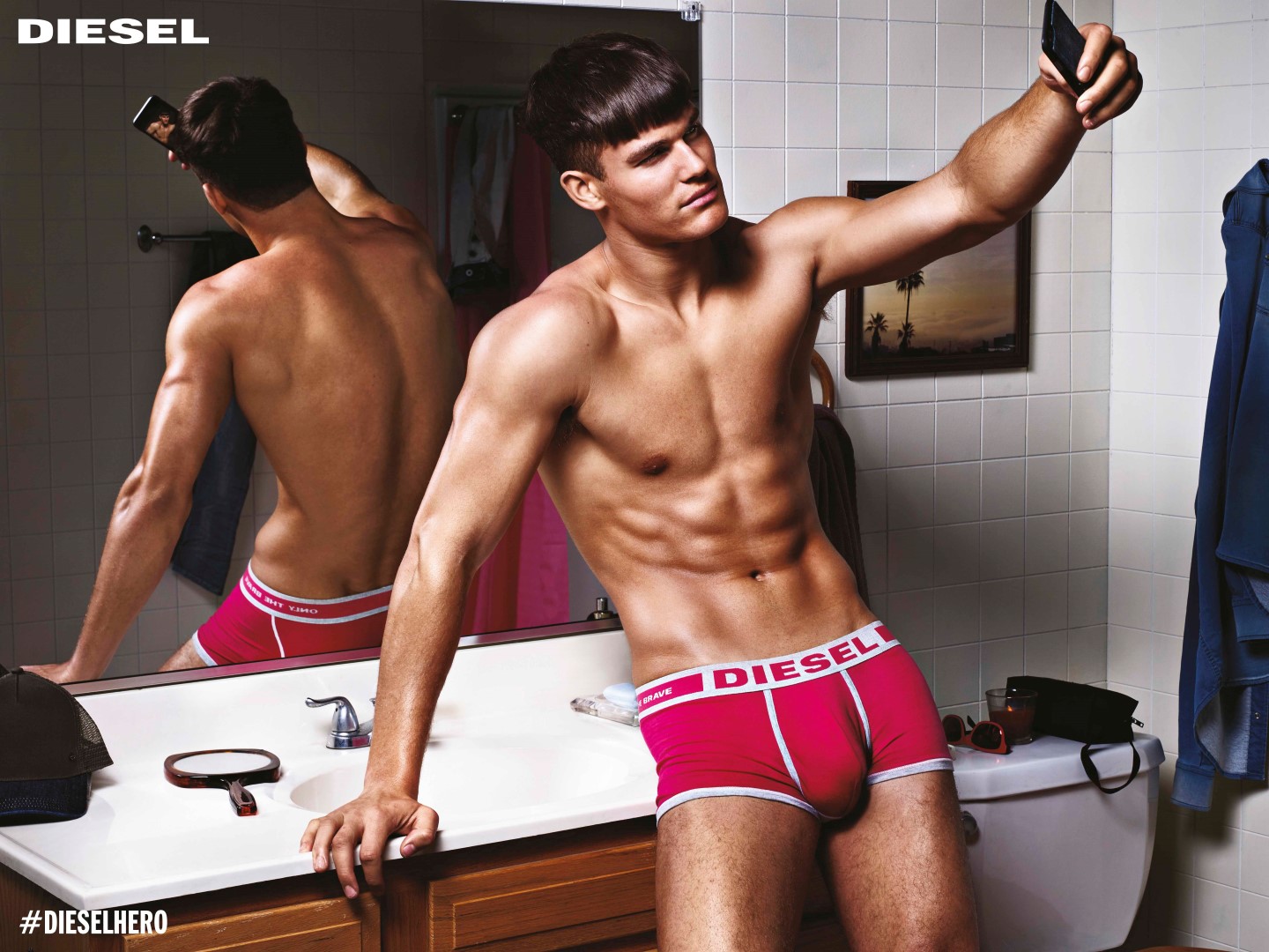 Diesel Hero Fit Underwear: la campagna sexy e &#8220;selfie&#8221; sui social, le foto