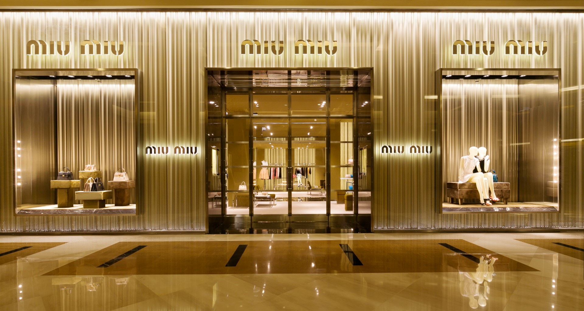 Miu Miu Indonesia: aperta la prima boutique a Jakarta