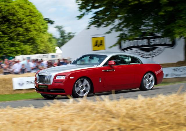 Rolls-Royce Wraith molto veloce al Goodwood Festival of Speed 2015