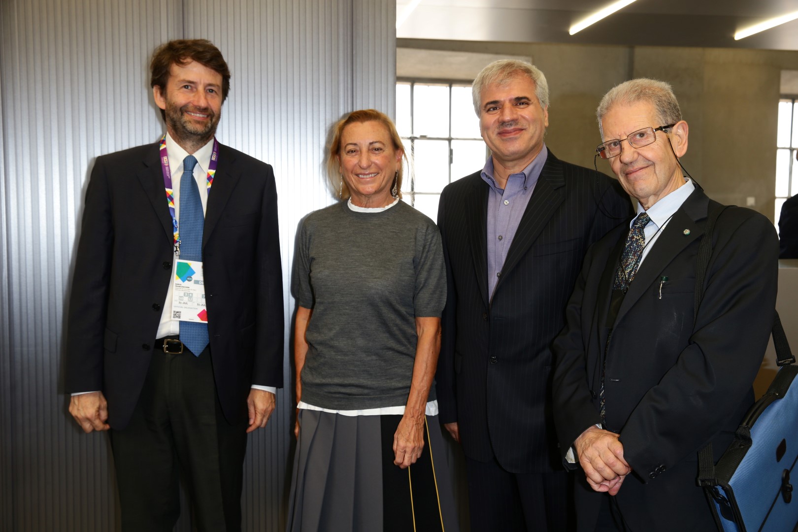 Expo Milano 2015: i Ministri della cultura e gli ambasciatori di 66 paesi in visita alla Fondazione Prada