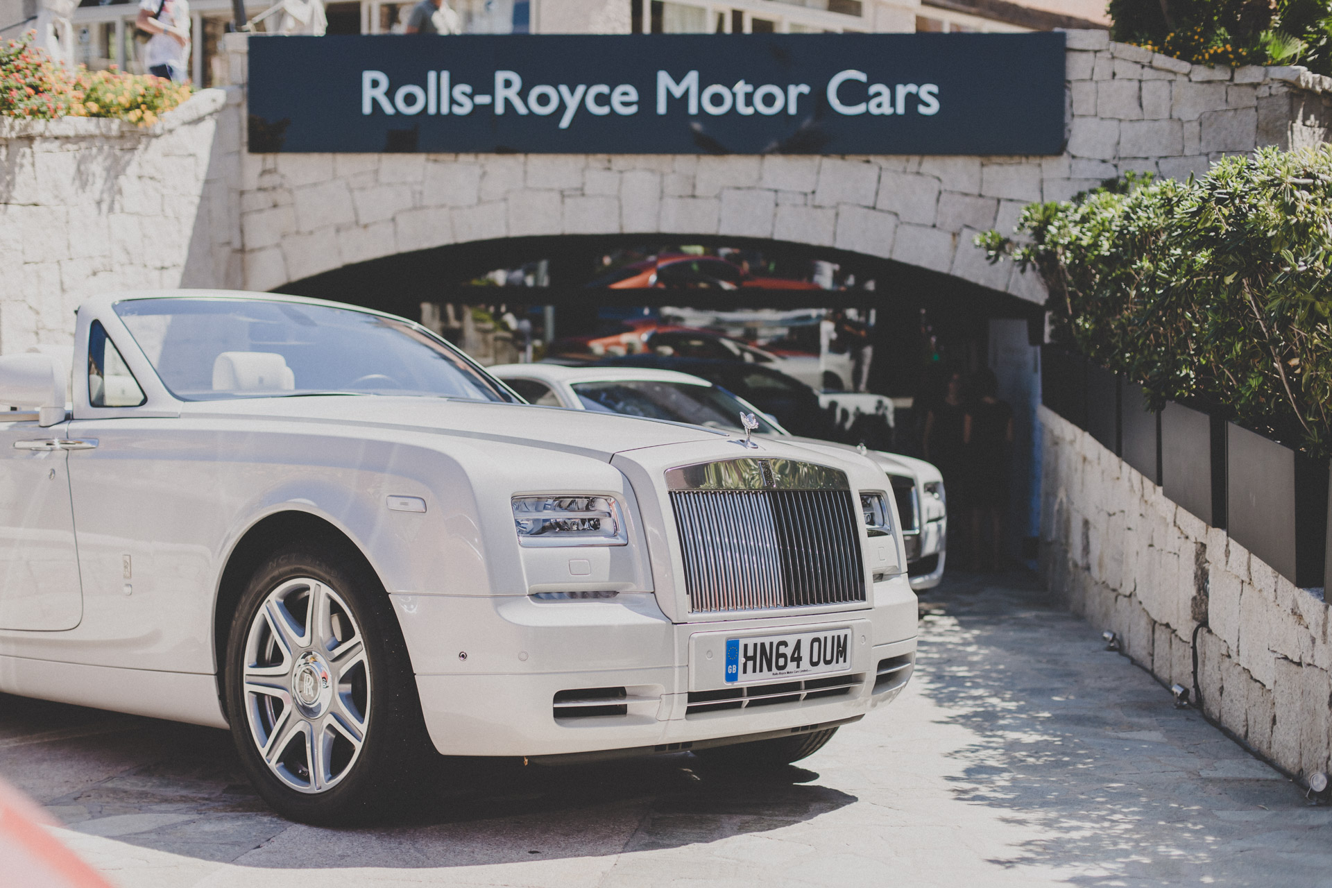 Rolls-Royce Studio Porto Cervo 2015: l&#8217;Atelier glamour per scoprire il mondo lussuoso del programma Bespoke