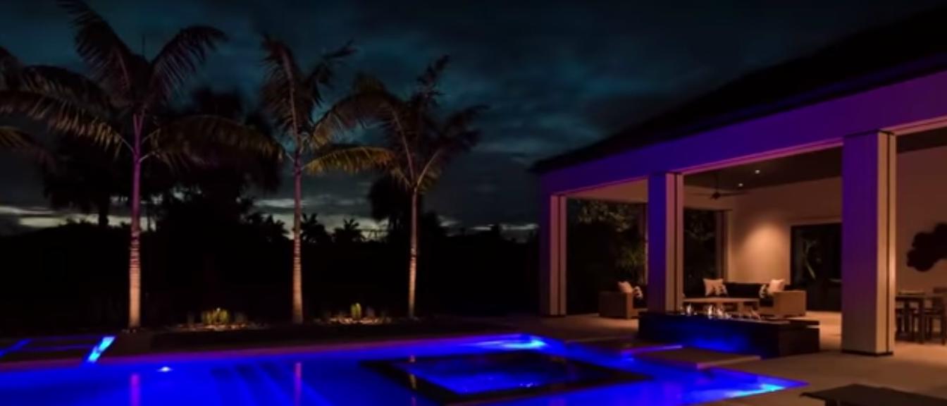 Villa di lusso con piscina sul campo da golf in Florida [Video]