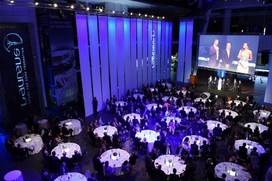 Formula 1 Monza 2015: la Laureus F1 Charity Night dove sportivi e vip si incontrano per aiutare i giovani attraverso lo sport, le foto