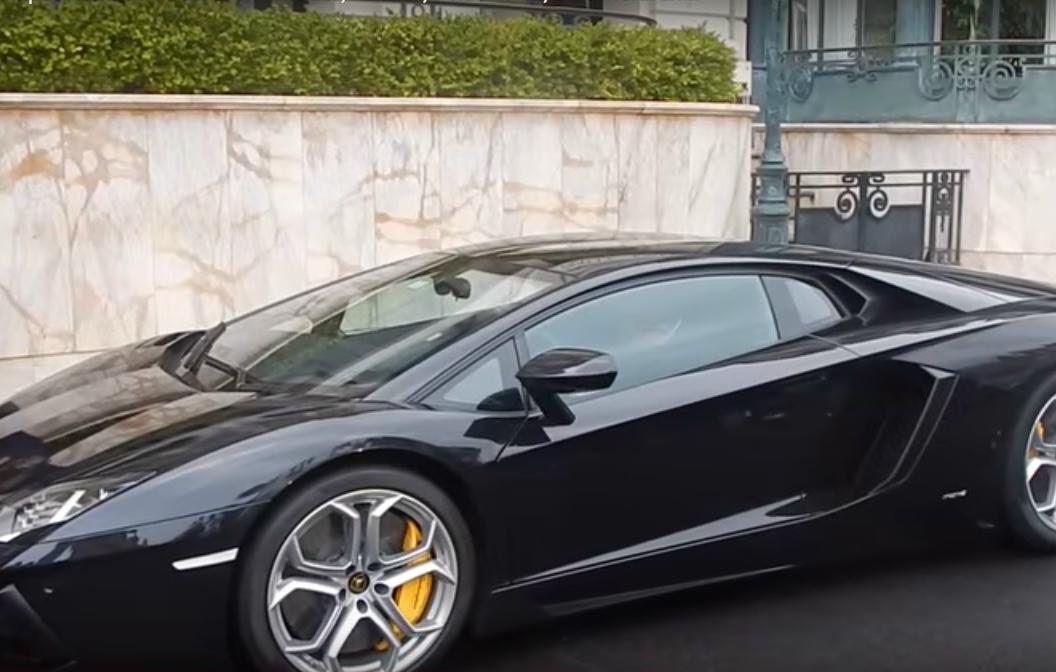 Auto sportive e di lusso a Montecarlo [Video]