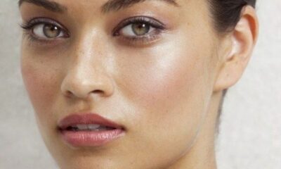 Trucco minerale estivo prodotti indispensabili vacanza