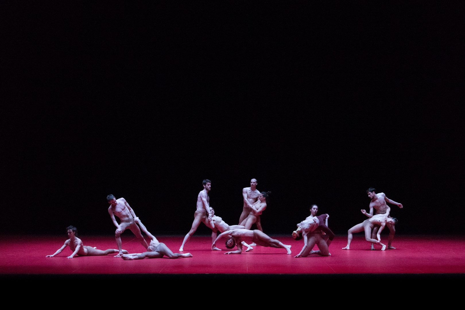 Fondazione Prada Atlante del gesto: le arti performative e le azioni coreografiche di Virgilio Sieni, video e foto