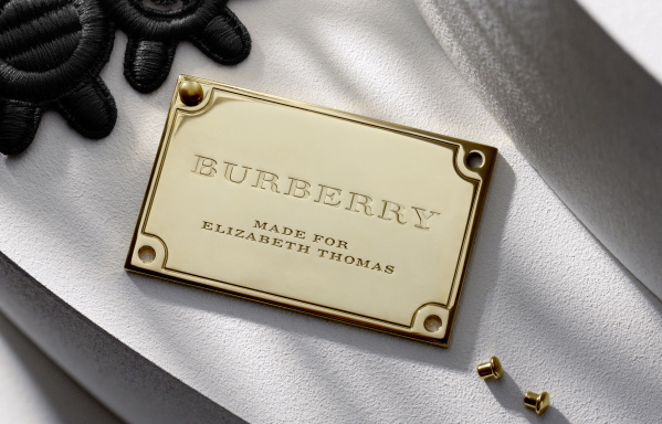 Sfilate Londra settembre 2015: Burberry presenta il primo Snapchat Show, sfilata in diretta su Style &amp; Fashion