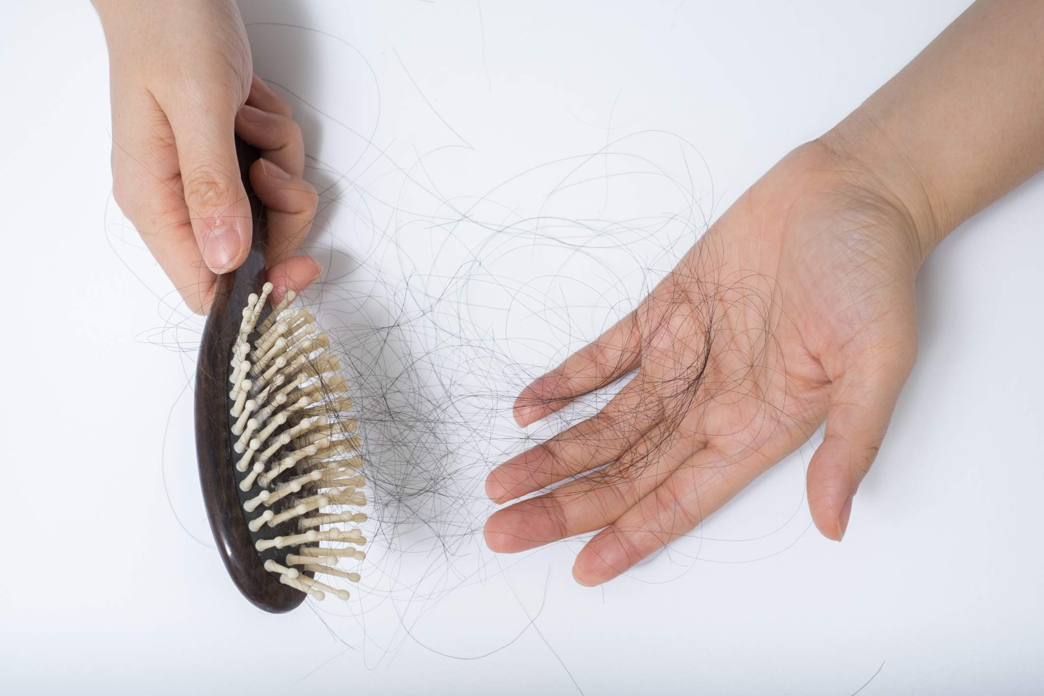 Consigli contro la caduta stagionale dei capelli