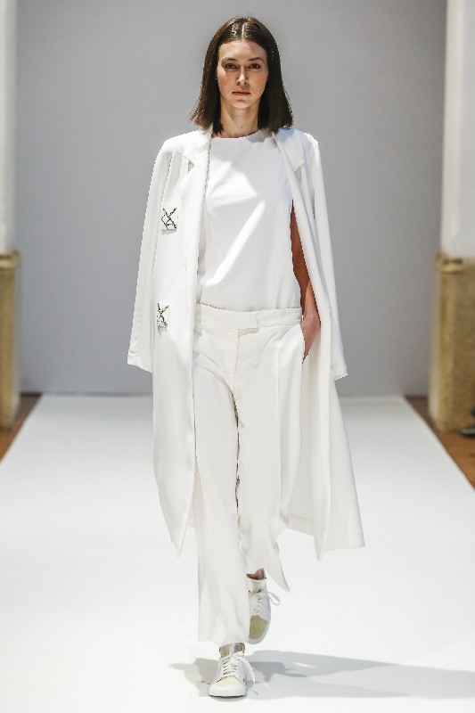 Sfilate Milano Moda Donna settembre 2015: la creatività couture di Chicca Lualdi, le foto